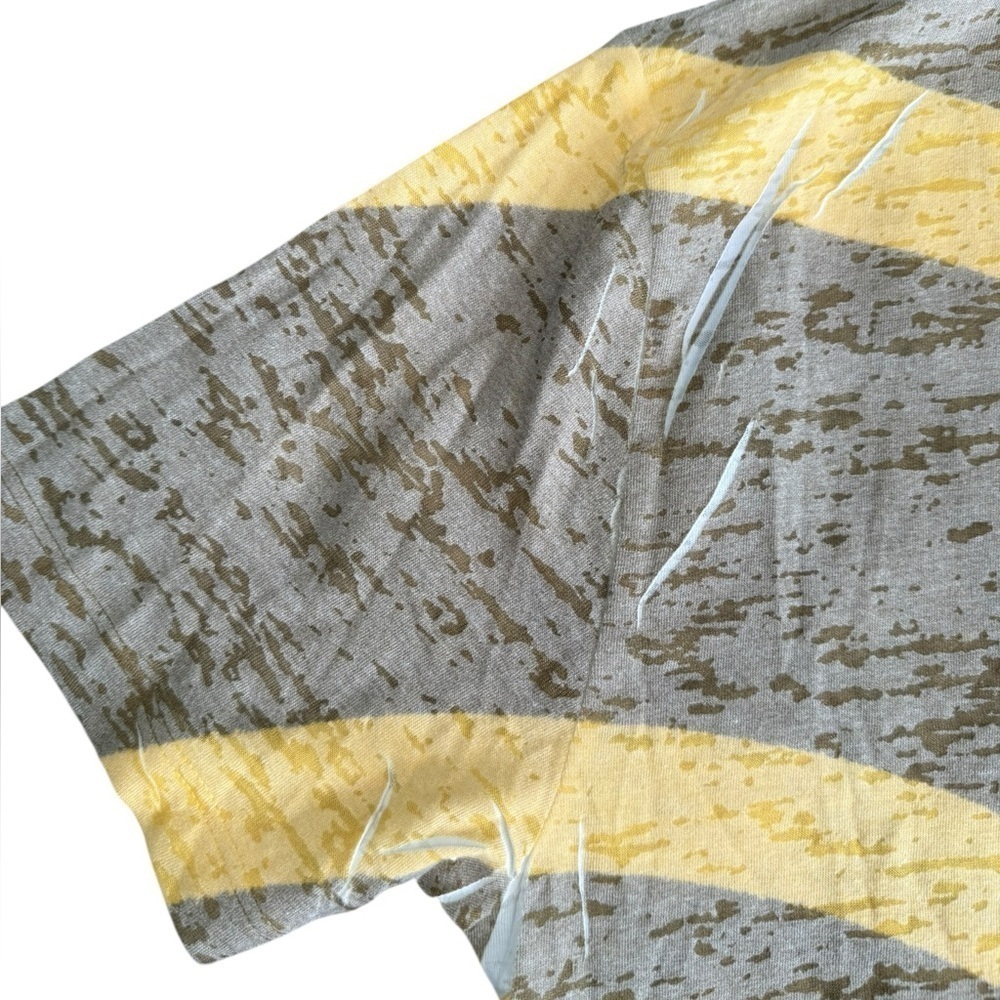 Smithsonian Institution t short size small - Picture 4 of 15